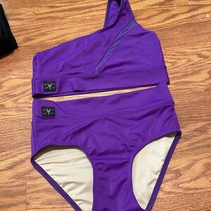 Purple 2 pc Dancewear